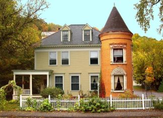 Jak wybrać idealne drzwi wejściowe do domu? Jak wybrać idealne drzwi wejściowe do domu?