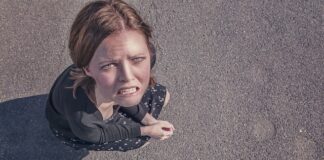 Jak wyjść z poślizgu AWD?