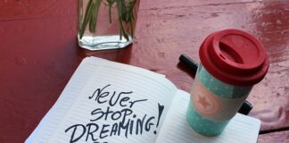 Co oznacza napis na oponie m s?