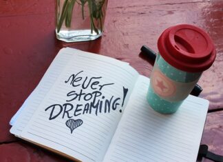 Co oznacza napis na oponie m s?