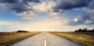 Jak działa napęd 4x4 Toyota RAV4 Hybrid?