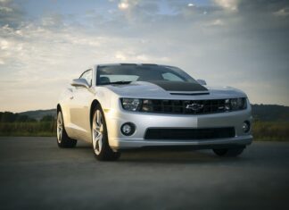 Ile koni ma Camaro SS? Ile koni ma Camaro SS?