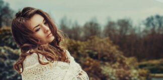 Czy włosy clip in nie spadają?