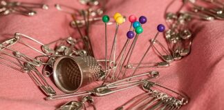 Co można użyć zamiast agrafki?